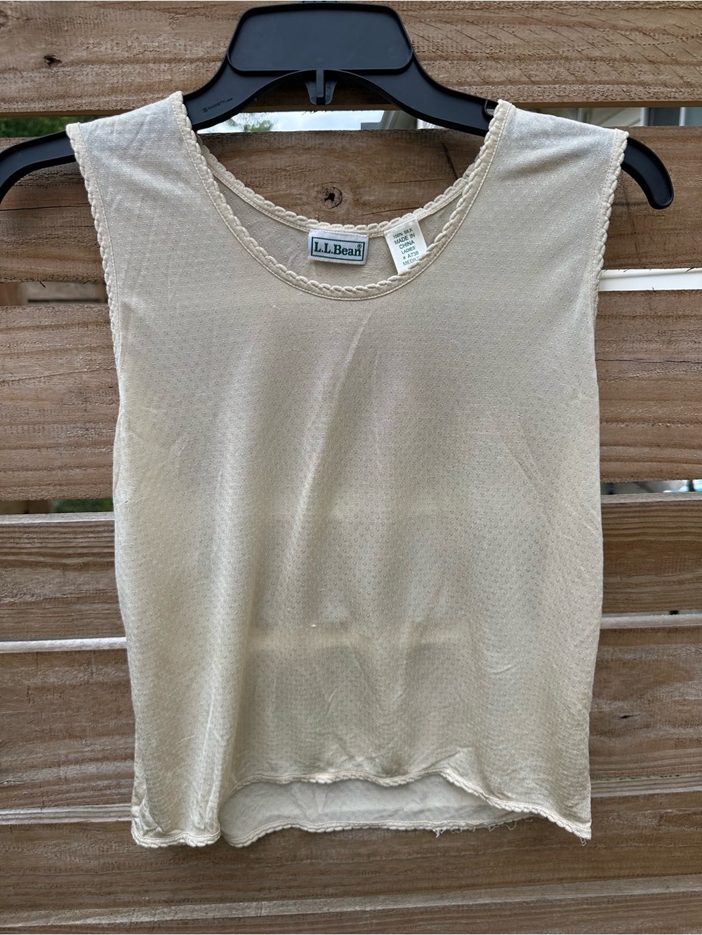 Vintage L.L. Bean 100% Silk Women's Cream Sleeveless Knit Tank Top